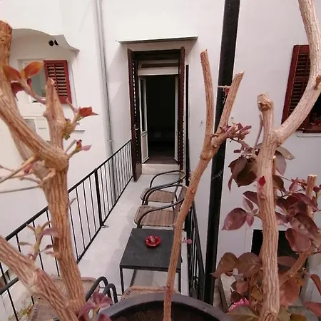 Rubi Apartment